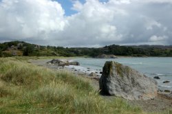 Der Sandstrand im Herbst